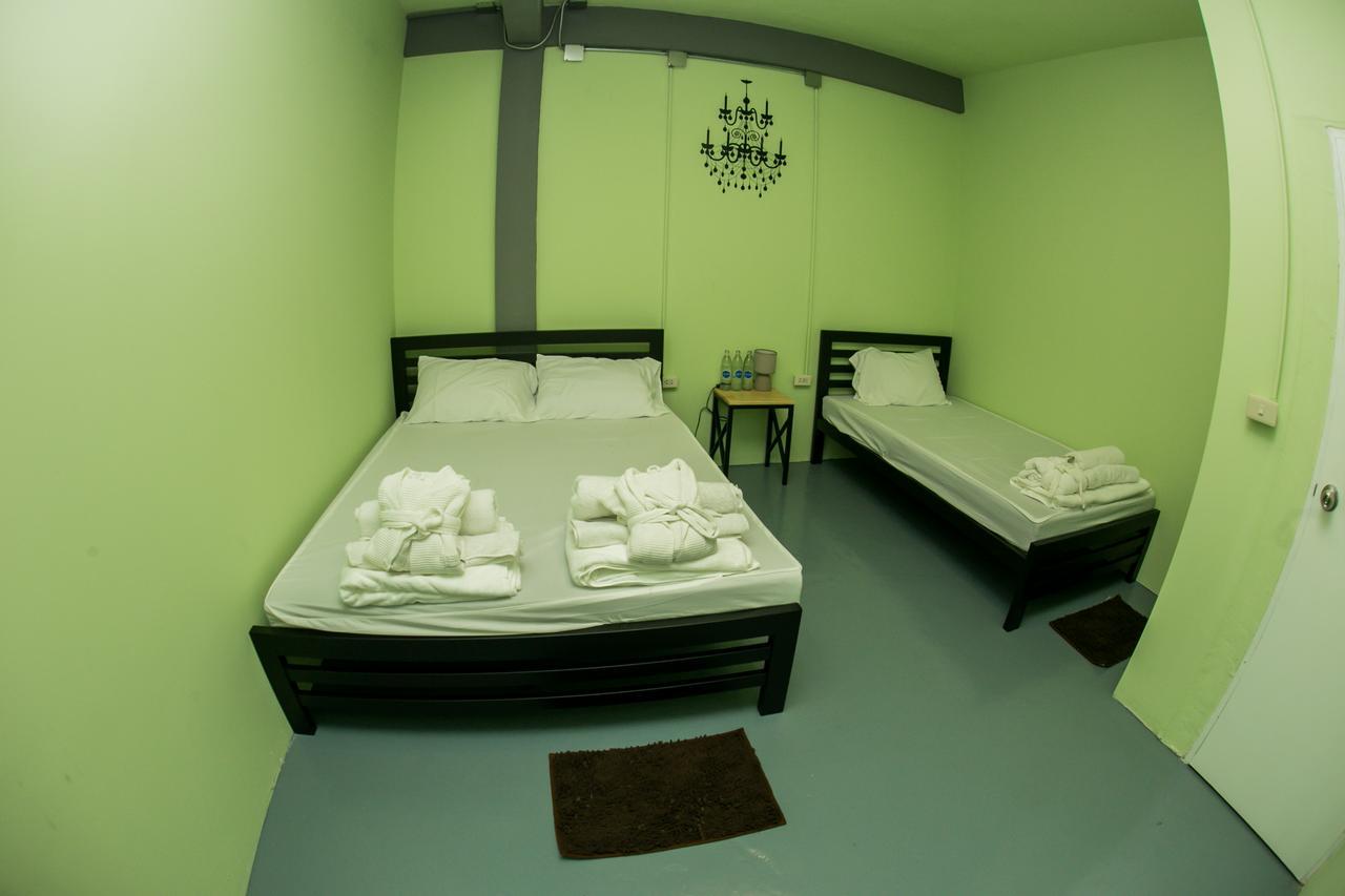 Samsen 8 Hostel Μπανγκόκ Εξωτερικό φωτογραφία