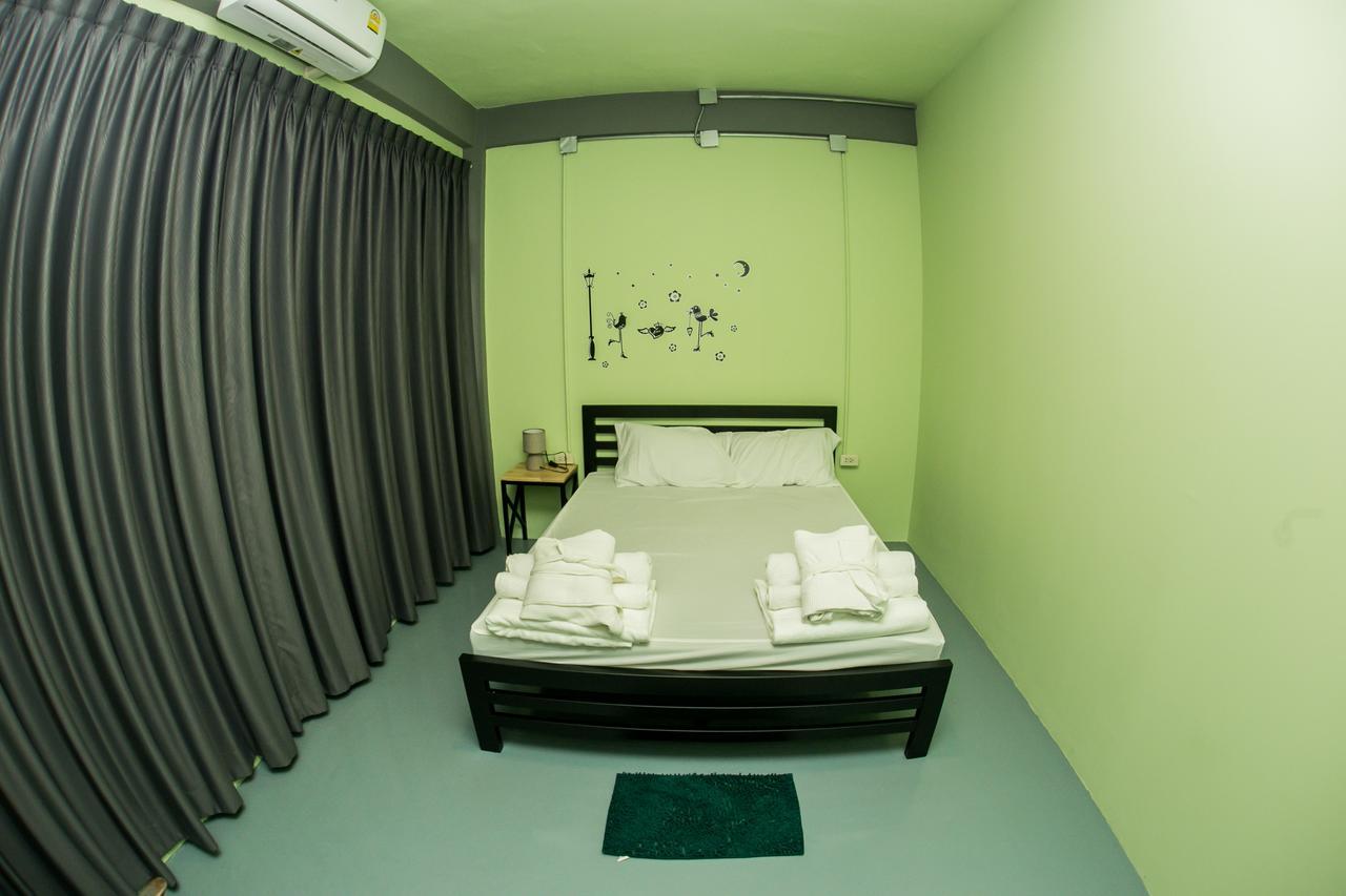 Samsen 8 Hostel Μπανγκόκ Εξωτερικό φωτογραφία